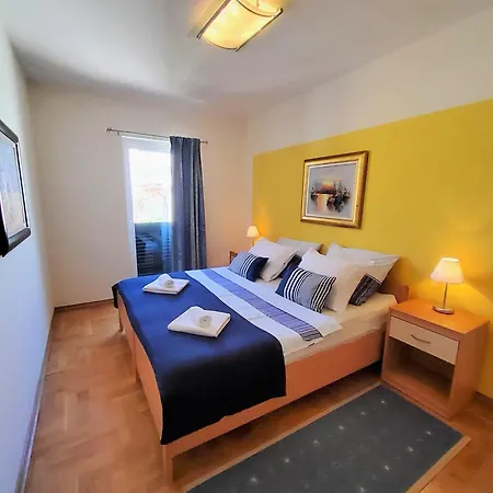 Petra I Karlo Appartement Turanj
