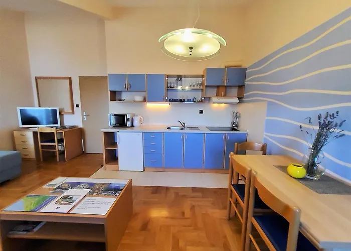 Petra I Karlo Apartamento *