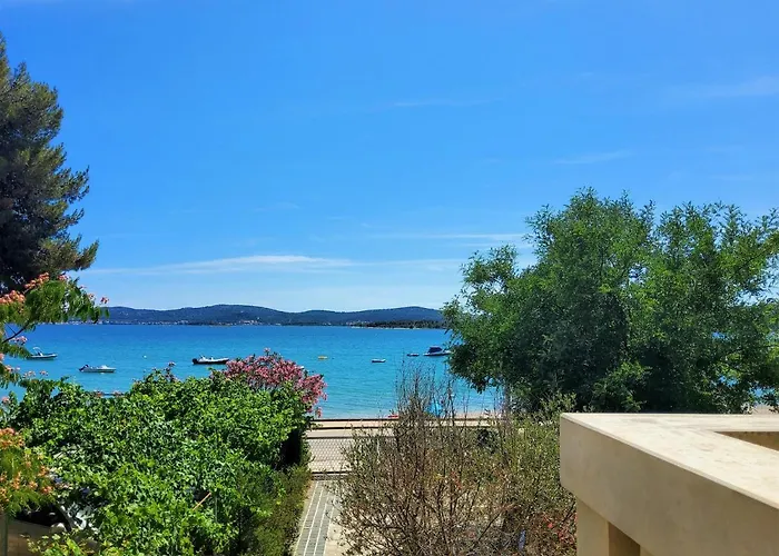 Apartamento Petra I Karlo